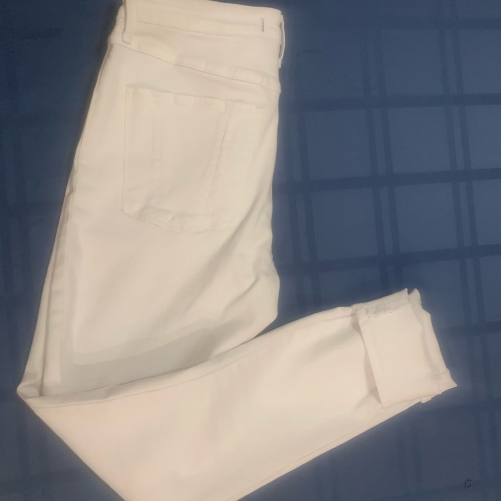 White high waist A&F Jeans (EUC)